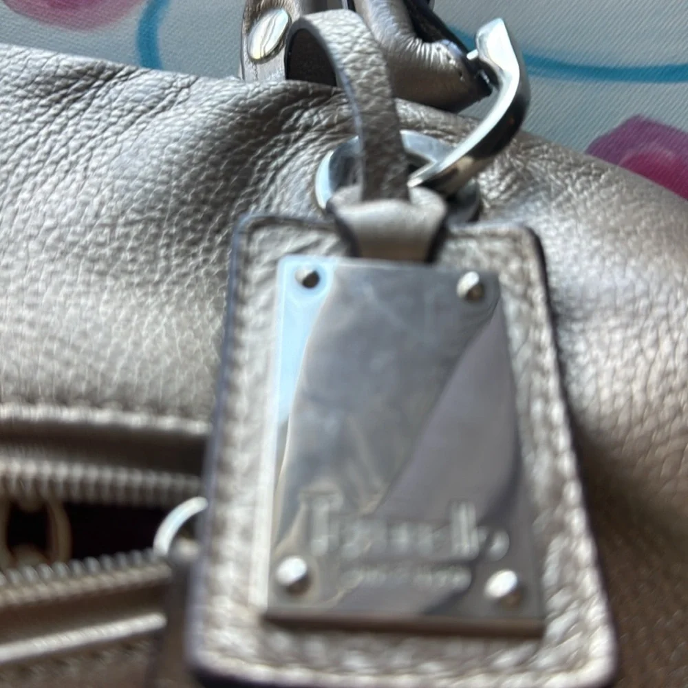 Tignanello shoulder bag gold tone